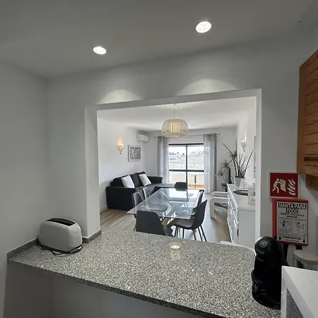 Velamar 411 - 300m Da Apartament